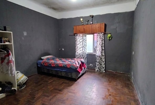 VENTA CASA 3 AMB CON TERRAZA Y DOS LOCALES LANÚS — foto 4