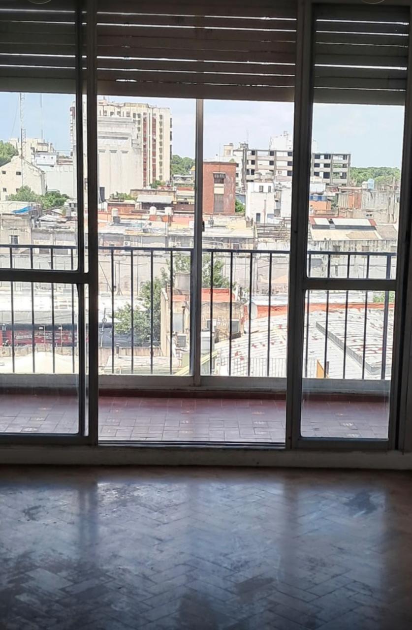 DEPARTAMENTO 2 AMBIENTES LUMINOSO, CON BALCON. — foto 1