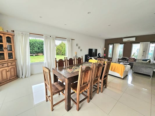 VENTA CASA 5 AMBIENTES CON JARDÍN Y PILETA - ESCOBAR — foto 5