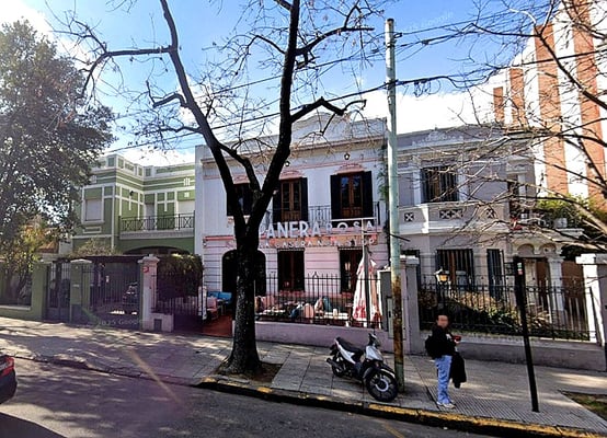 Venta Local / Casa 7 Ambientes en Villa Devoto Frente a Plaza Arenales | Ideal Uso Comercial. — foto 2