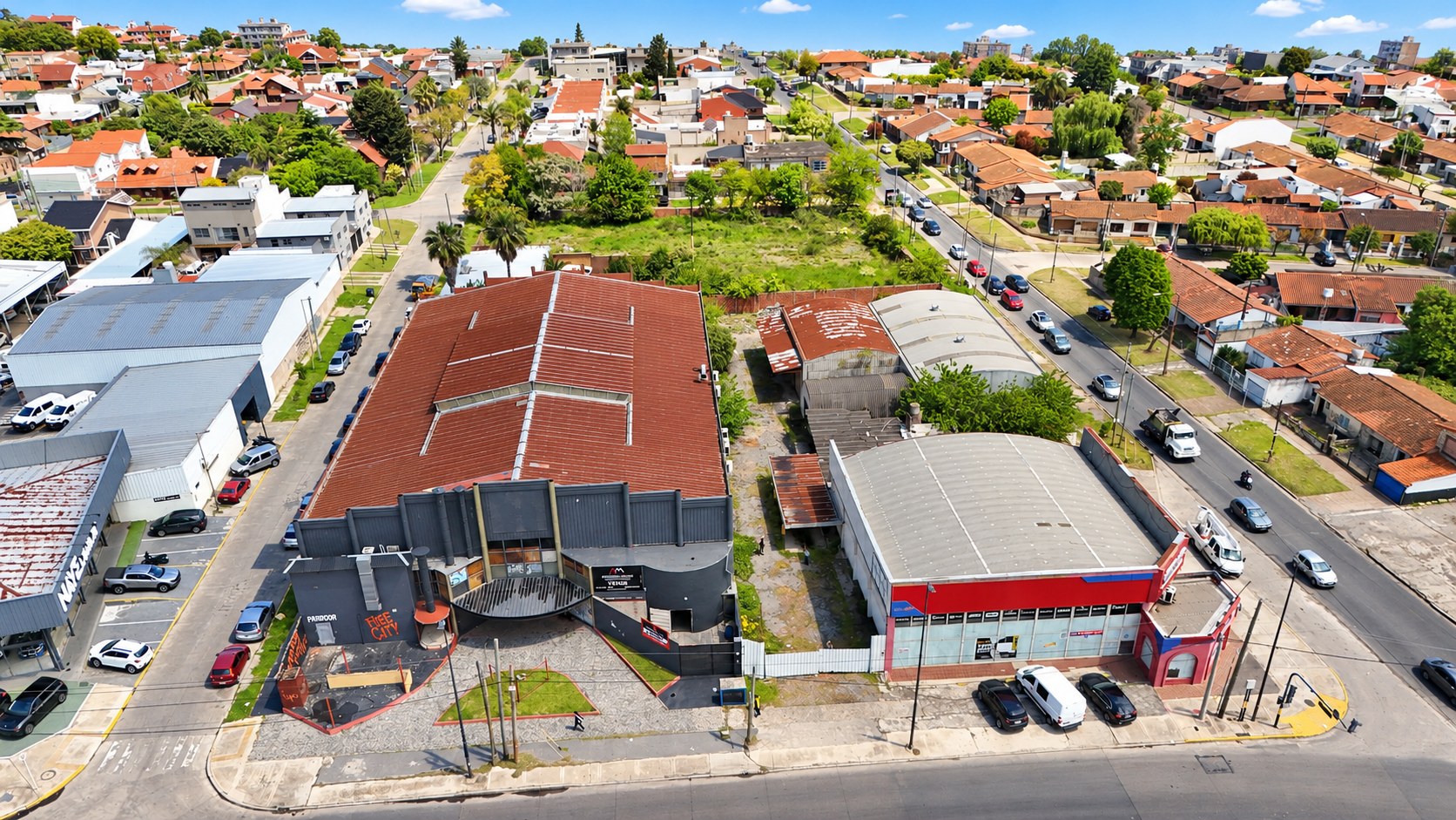VENTA  MANZANA DE OPORTUNIDADES SOBRE AV. CALCHAQUÍ | 7.047 M² | QUILMES OESTE +20 LOTES — foto 1
