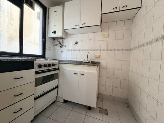 Departamento 2 ambientes sobre  Av. Rivadavia - Almagro — foto 5