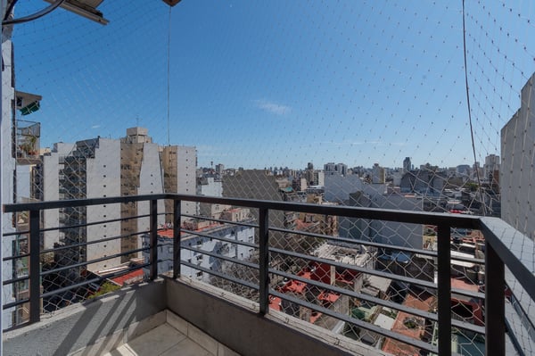 Venta Departamento Monoambiente con balcón en San Cristobal — foto 2