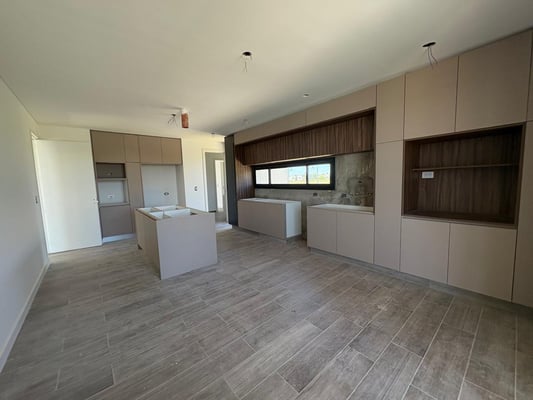 Venta Casa 5 ambientes en Naudir con salida al rio — foto 4
