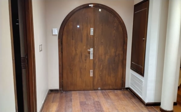 VENTA 6 AMB VILLA SARMIENTO PILETA JARDIN COCHERA — foto 4