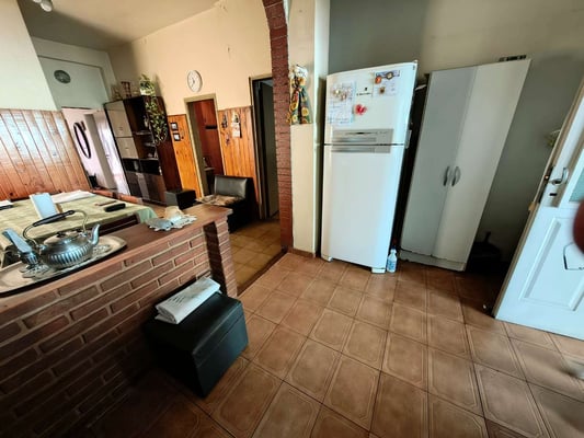 VENTA CASA 4 AMB EN RAMOS MEJÍA COCHERA Y PATIO — foto 4