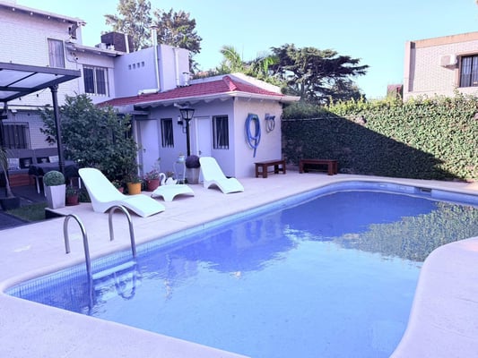 Casa en alquiler amoblada en punta chica victoria — foto 3