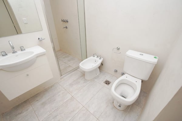 Venta Duplex 3 ambientes De Vicenzo con cochera — foto 5