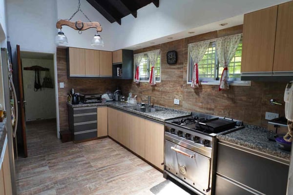 VENTA CASA 5 AMB  PILETA MANUEL ALBERTI PILAR — foto 2