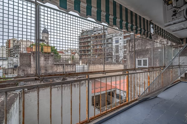 VENTA DEPARTAMENTO 4 AMBIENTES  CON COCHERA EN CABALLITO — foto 3