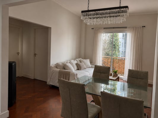 VENTA DEPARTAMENTO DE 3 AMBIENTES CON BALCÓN CORRIDO EN BELGRANO C — foto 2