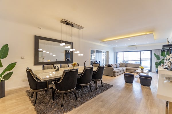 Venta Depto de Categoria en Pedro Goyena 5 Ambientes con balcon corrido y doble cochera cubierta — foto 2
