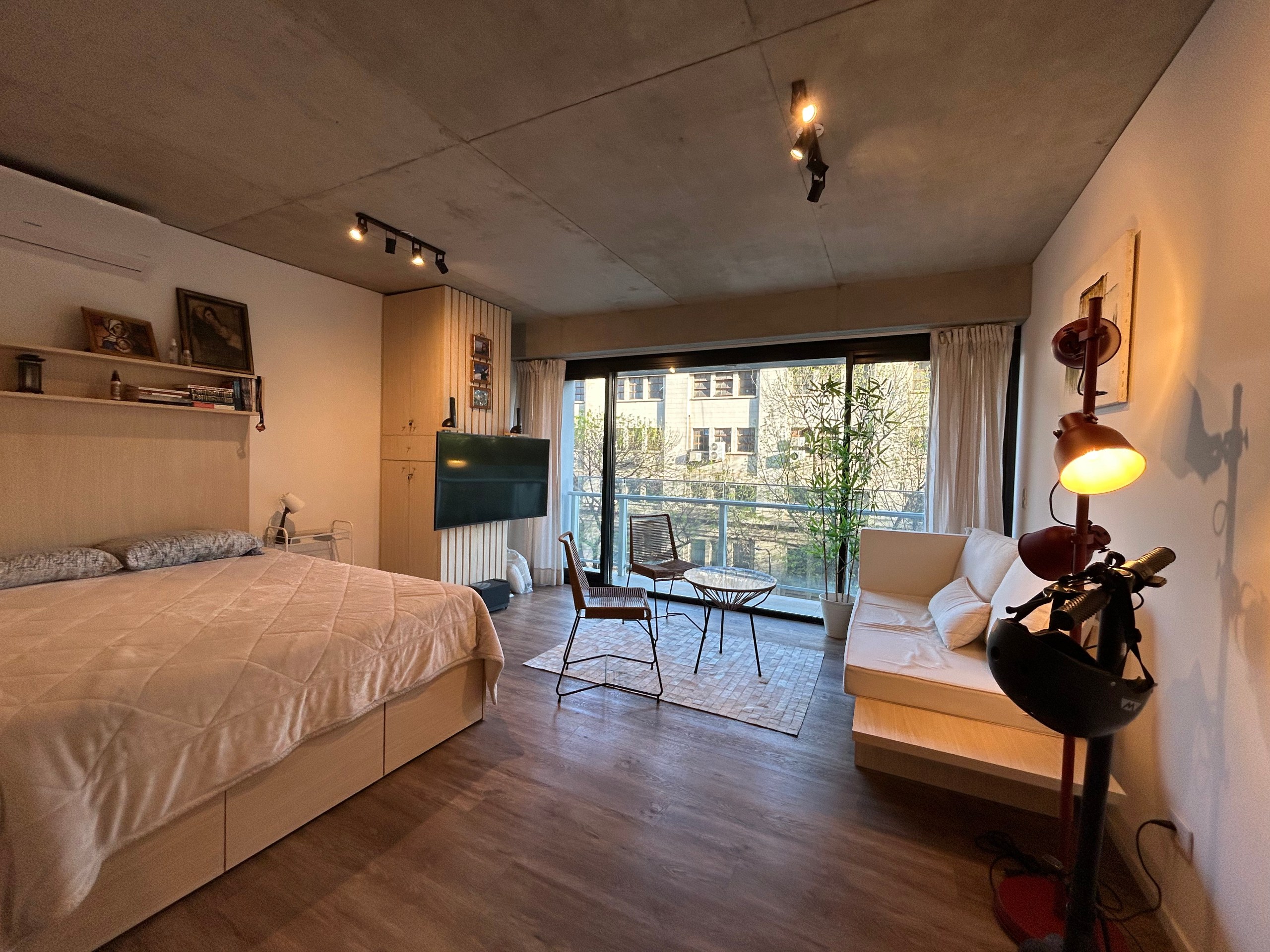 MONOAMBIENTE EN ALQUILER - QUARTIER DEL BAJO — foto 1