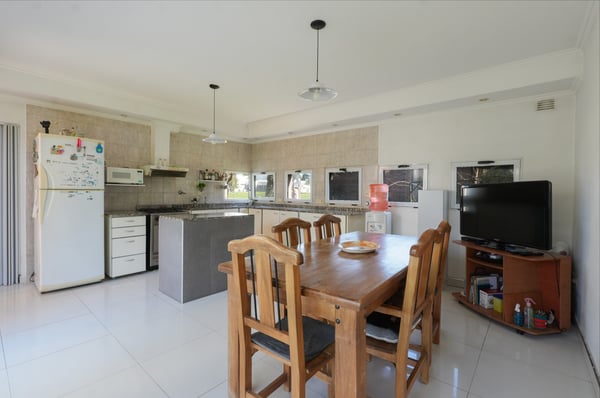 MODERNA CASA DE 4 AMB. COUNTRY  VENADOll, CANNING. — foto 5