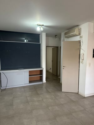 ALQUILER DEPTO 2 AMBIENTES EN COGHLAN CON BALCON — foto 3