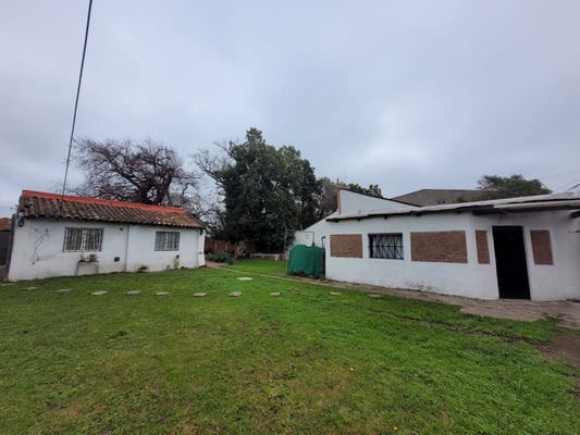 VENTA LOTE 599m2 CON CASA 4 AMB EN SAN MIGUEL — foto 3