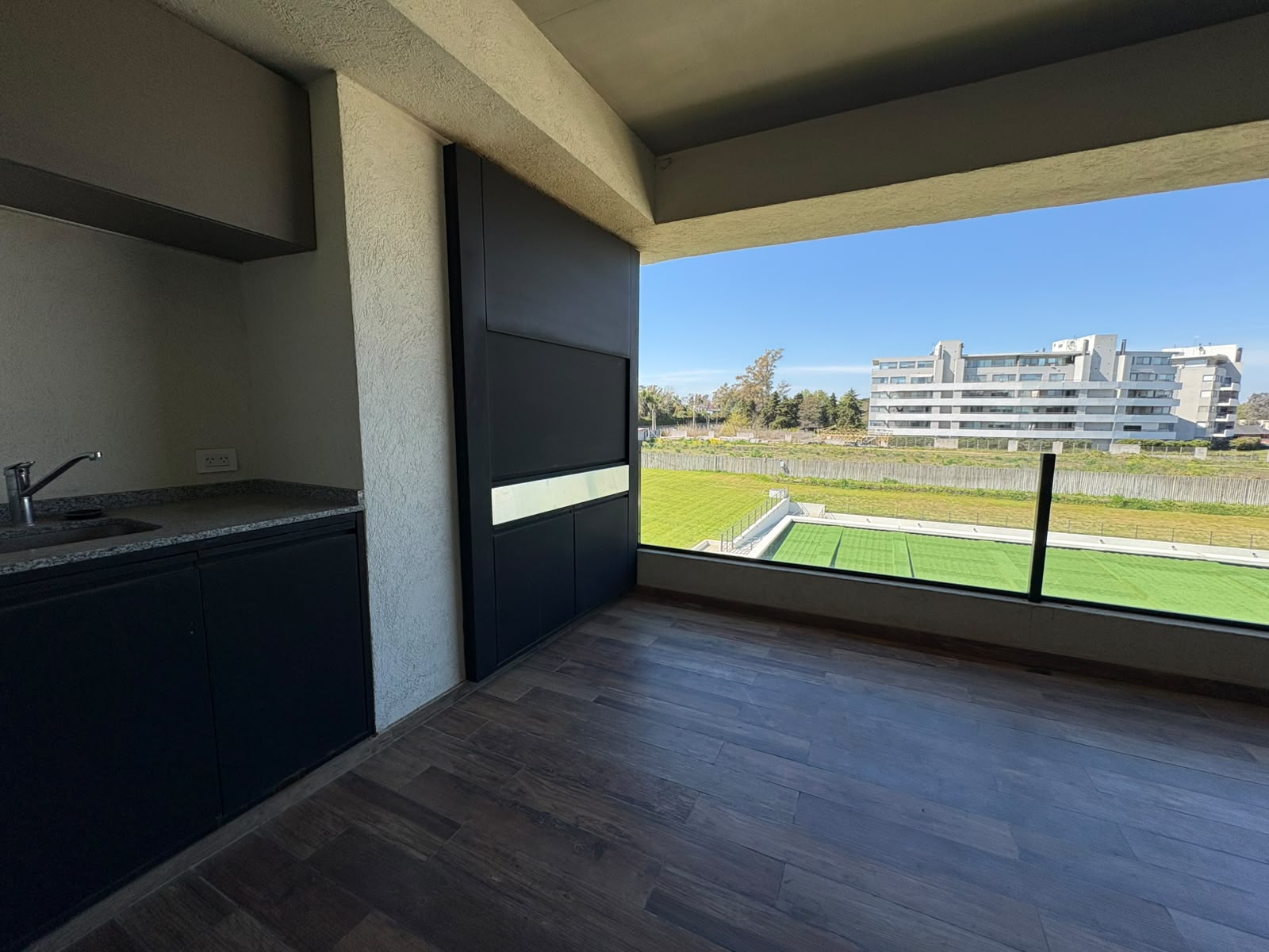 VENTA DEPARTAMENTO 2 AMBIENTES - GRAN BLACÓN CON PARRILLA - VIVANT TORTUGAS NORTE — foto 1