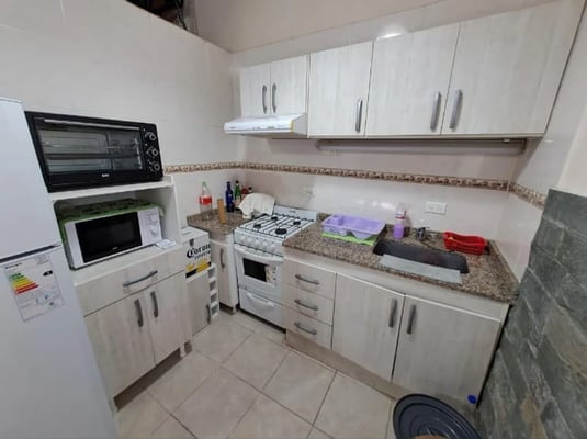 VENTA CASA JOSE C PAZ CON PILETA — foto 2