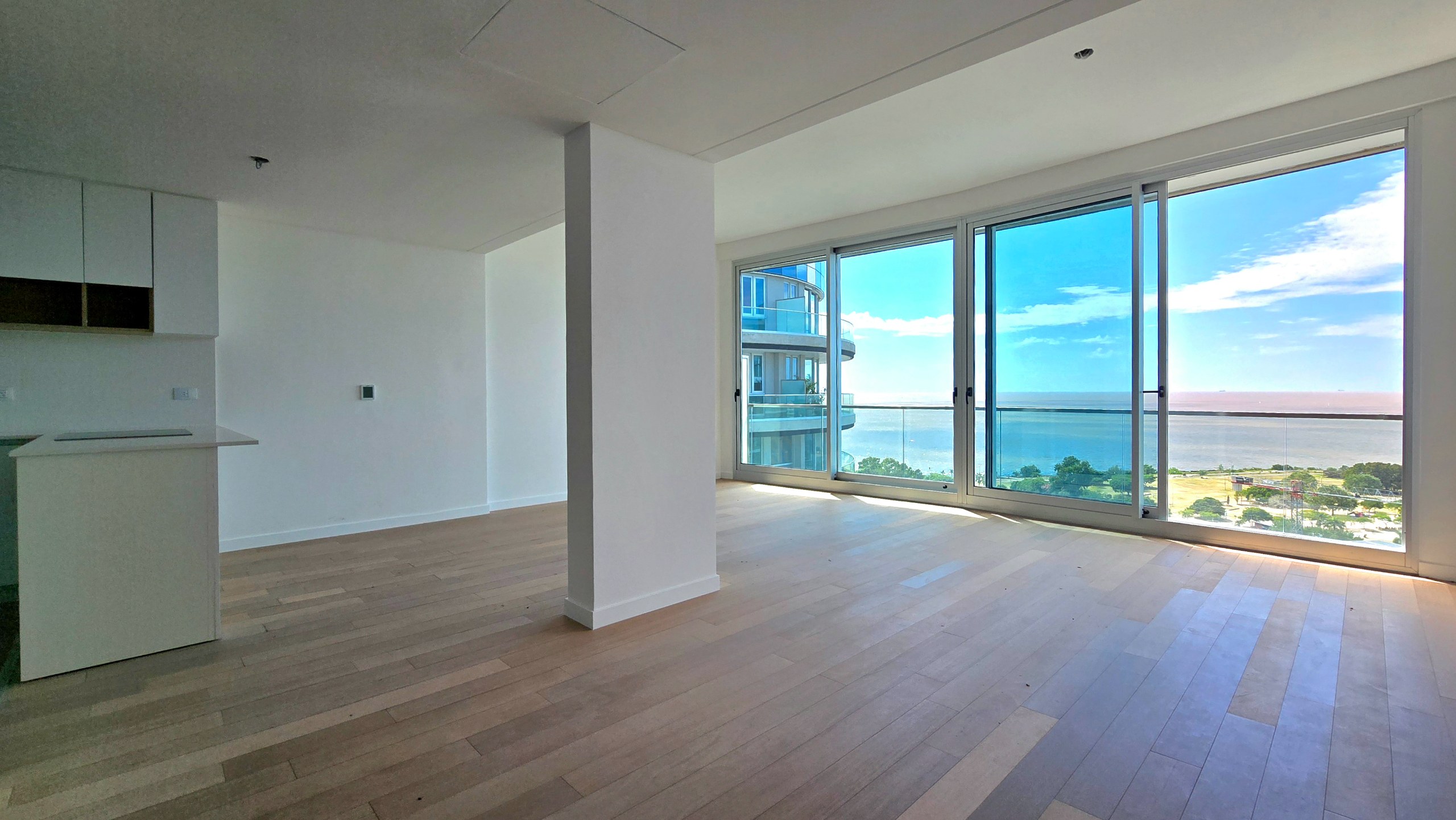 VENTA  TRIPLEX  4 AMB A ESTRENAR INFINITY — foto 1