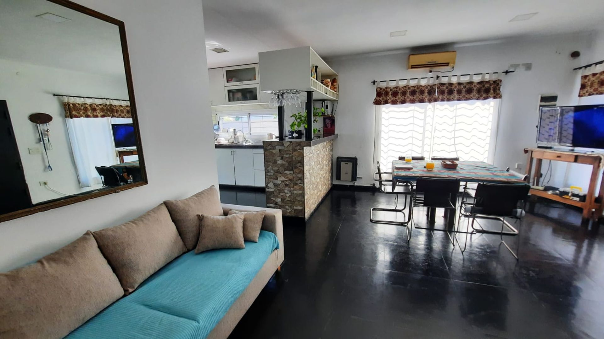 VENTA CASA 5 AMBIENTES MATHEU ESCOBAR — foto 1