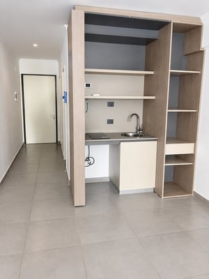 Venta Monoambiente Amplio con  balcón terraza. Torre Deco Armani . Recoleta — foto 4