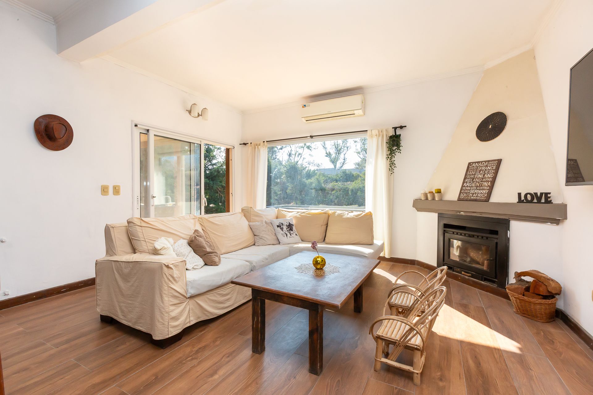 VENTA CASA 5 AMBIENTES EN BARRIO LA ARBOLEDA — foto 1