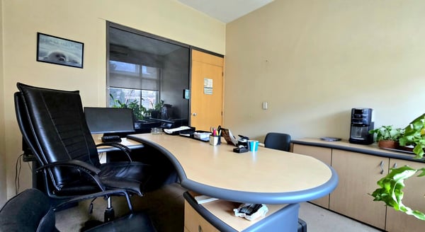 VENTA OFICINA AMUEBLADA MICROCENTRO EXCELENTE UBICACION — foto 4