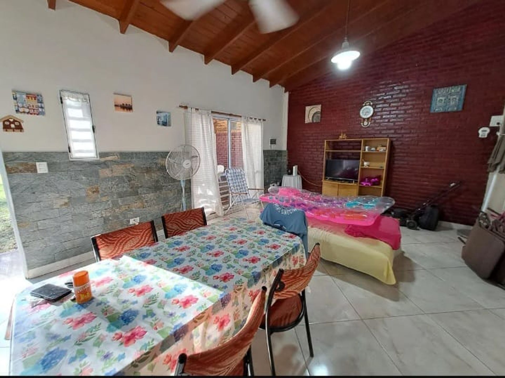 VENTA CASA JOSE C PAZ CON PILETA — foto 1