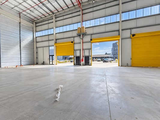 GALPÓN EN ALQUILER · 983 M² · CENTRO INDUSTRIAL DT4 · DON TORCUATO — foto 3