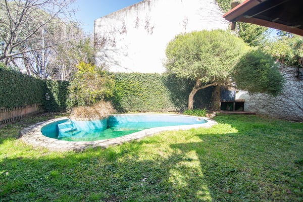 CASA 6 AMBIENTES EN MARTINEZ — foto 2