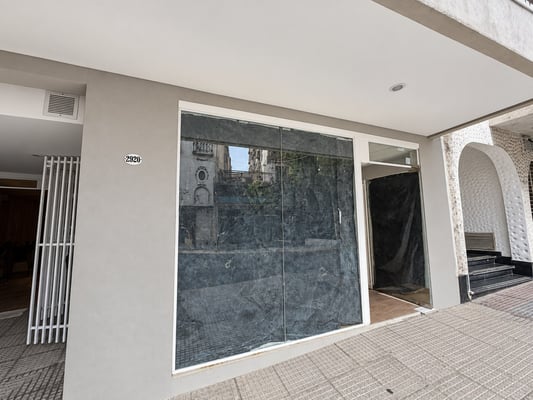 VENTA LOCAL COMERCIAL A ESTRENAR - RECOLETA — foto 2