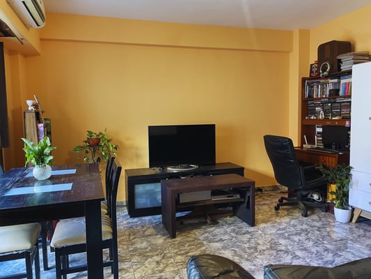 Monoambiente Dividido |62 m² totales | Apto Profesional |San Martín Centro | Patio propio 28 m²  — foto 4