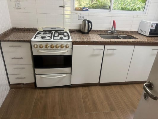 VENTA CASA 6 AMB EN COUNTRY MI REFUGIO LOTE 1400m2 — foto 3
