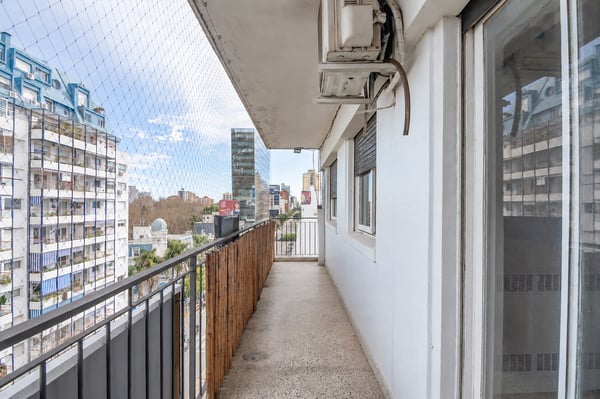 VENTA DEPTO 4 AMBIENTES CON COCHERA EN VICENTE LÓPEZ — foto 4
