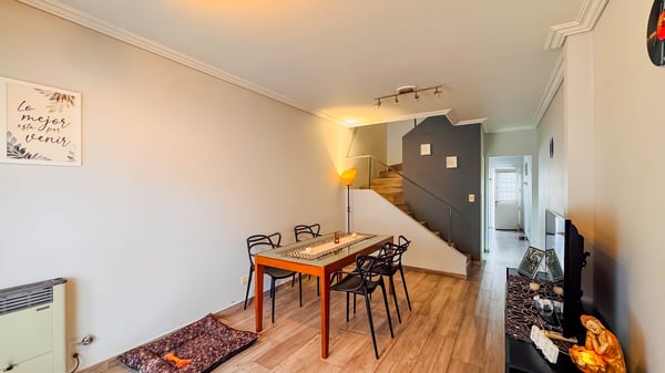 Venta | DÚPLEX 4 AMBIENTES | Patio, Parrilla, Cochera con Portón Automático | FLORIDA OESTE, Vicente López — foto 3