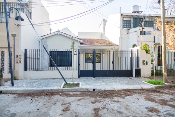 Venta Excelente Casa Reciclada 5 amb c/jardín/parrilla/patio/cochera - Florida, Vicente López — foto 3