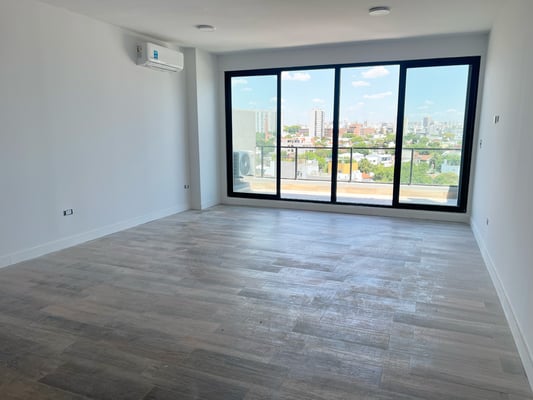 Venta Ambiente y medio Alto c/ Balcón en Coglhan — foto 4