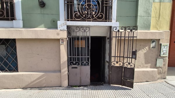 PH al frente para refaccionar  Potencial para local o vivienda en Palermo — foto 2