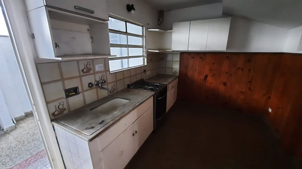 VENTA CASA 3 AMBIENTES VILLA MARTELLI COCHERA — foto 3