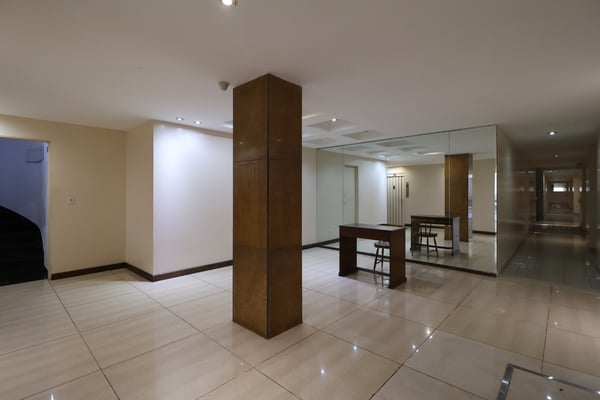 Departamento de  3 ambientes con amplio balcón y baulera – Tucumán 1630 San Nicolas — foto 3