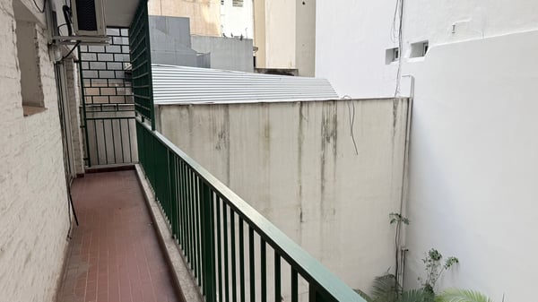 Amplio 3 ambientes con lavadero y balcón en Recoleta — foto 4