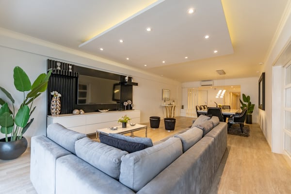 Venta Depto de Categoria en Pedro Goyena 5 Ambientes con balcon corrido y doble cochera cubierta — foto 4