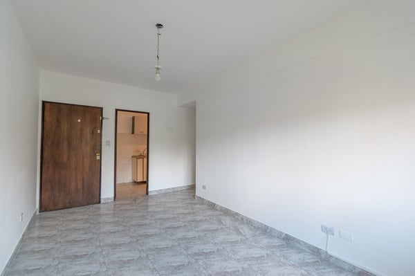 Venta depto. 3 amb con patio, cochera San Isidro centro — foto 5