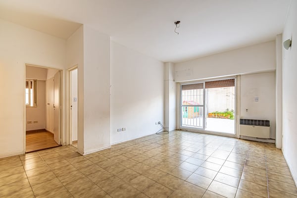VENTA DEPTO 3 AMB DEVOTO CON ESTUDIO Y PATIO — foto 2