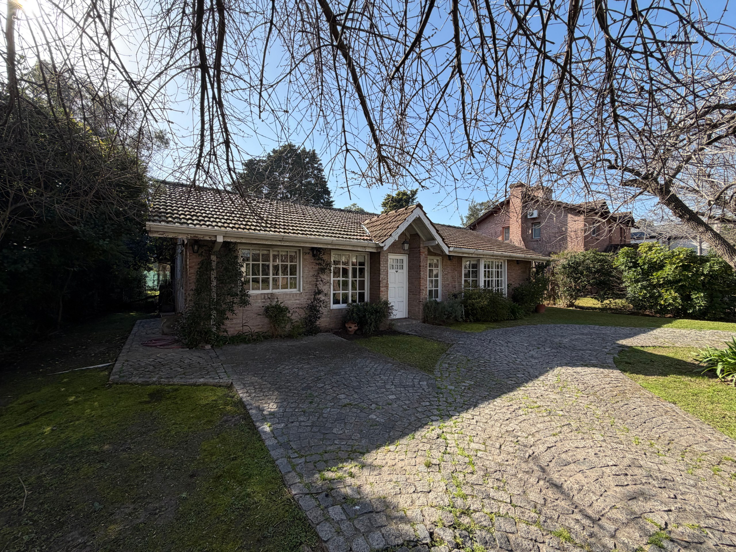 VENTA CASA 4 AMBIENTES CON PILETA - CLUB DE CAMPO PUEYRREDÓN — foto 1