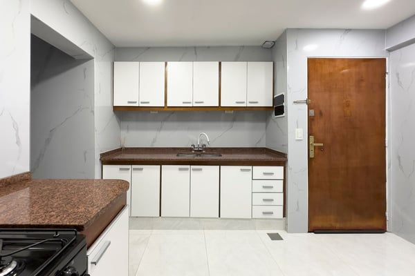 VENTA DEPARTAMENTO 3 AMB Y DEPENDENCIA BALVANERA — foto 3