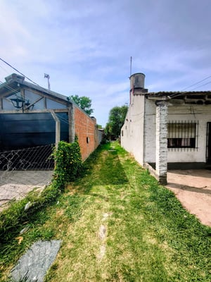 Venta casa multifamiliar PILAR DERQUI 460mtr total — foto 2