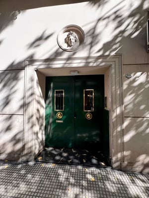 VENTA 2 AMB RECOLETA FRENTE BALCON AMUEBLADO — foto 3