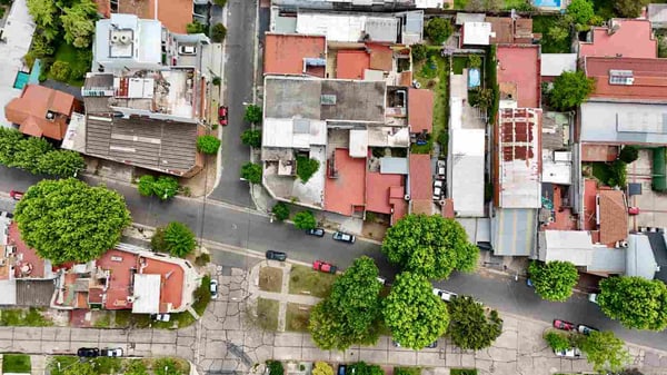 VENTA CASA EN AVELLANEDA CON GARAGE Y TERRAZA — foto 3