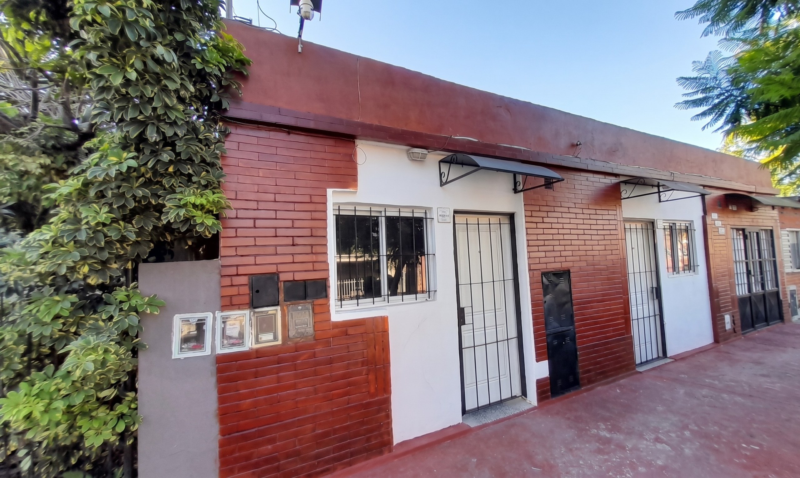 Venta Casa 2 Amb. Merlo Sur Lote Propio de 200 m2 Patio — foto 1